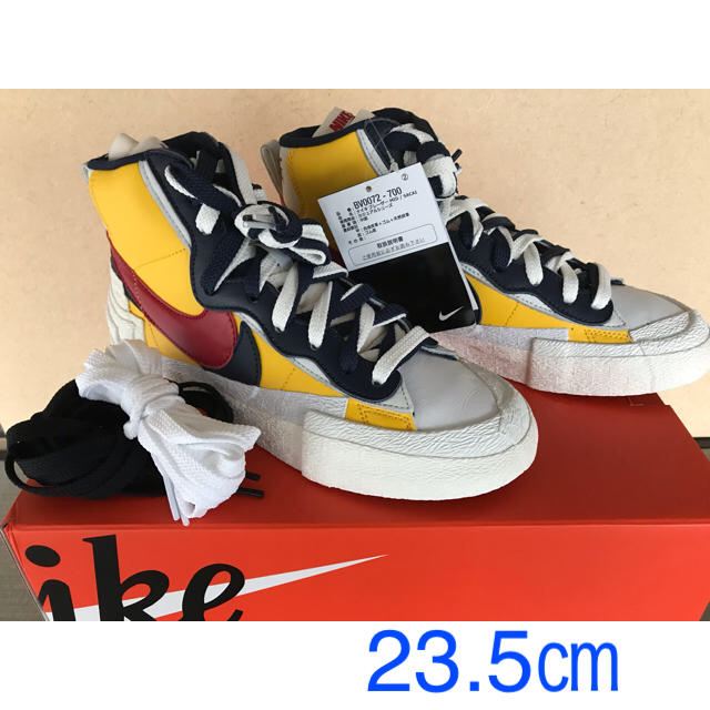 NIKE(ナイキ)の23.5cm NIKE×SACAI BLAZER MID ナイキ サカイ レディースの靴/シューズ(スニーカー)の商品写真