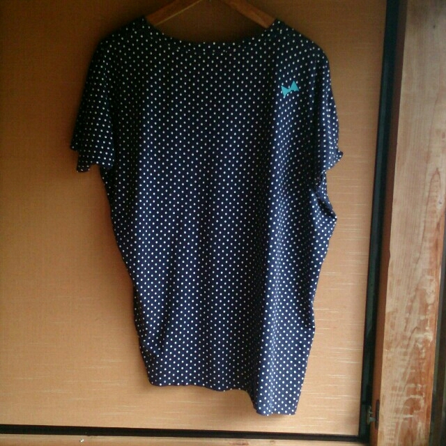 POU DOU DOU(プードゥドゥ)の紺×白 ドット変形Tシャツ レディースのトップス(Tシャツ(半袖/袖なし))の商品写真