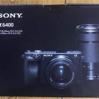 ソニー(SONY)のソニー SONY ミラーレス一眼 α6400 ダブルズームレンズキット(ミラーレス一眼)