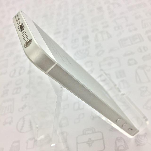 iPhone(アイフォーン)の【ﾗｸﾏ公式】iPhone SE 16GB 355797077514091 スマホ/家電/カメラのスマートフォン/携帯電話(スマートフォン本体)の商品写真