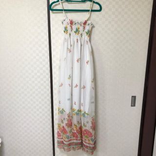 アナップ(ANAP)の美品 anap マキシワンピース ロングワンピース ホワイト 花柄 エスニック (ロングワンピース/マキシワンピース)