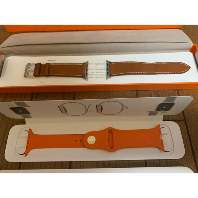 Hermes(エルメス)のApple Watch HERMES Series4 44mm エルメス スマホ/家電/カメラのスマートフォン/携帯電話(その他)の商品写真