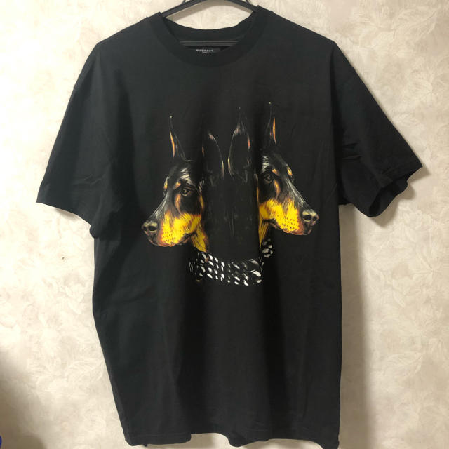 givenchy ドーベルマンTシャツ