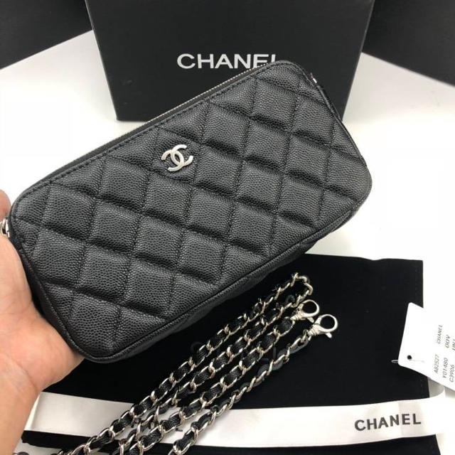 CHANEL  ダブルジップチェーンウォレット