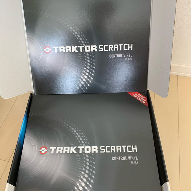 Traktor scratch duo 楽器のDJ機器(DJコントローラー)の商品写真