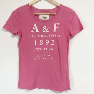 アバクロンビーアンドフィッチ(Abercrombie&Fitch)のめちゃカワピンク(*≧∀≦*) アバクロ Tシャツ★(Tシャツ/カットソー(半袖/袖なし))