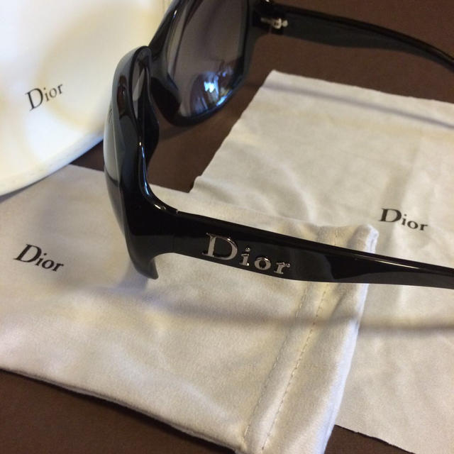 Dior ディオール サングラス グロッシー