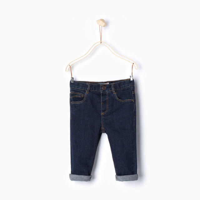 ZARA KIDS(ザラキッズ)のzara baby kids レギュラーフィットジーンズ キッズ/ベビー/マタニティのベビー服(~85cm)(パンツ)の商品写真