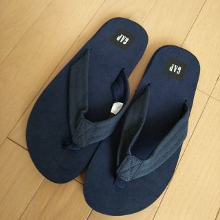 ギャップキッズ(GAP Kids)の新品！GAP  22～23センチ ビーチサンダル(ネイビー)(サンダル)