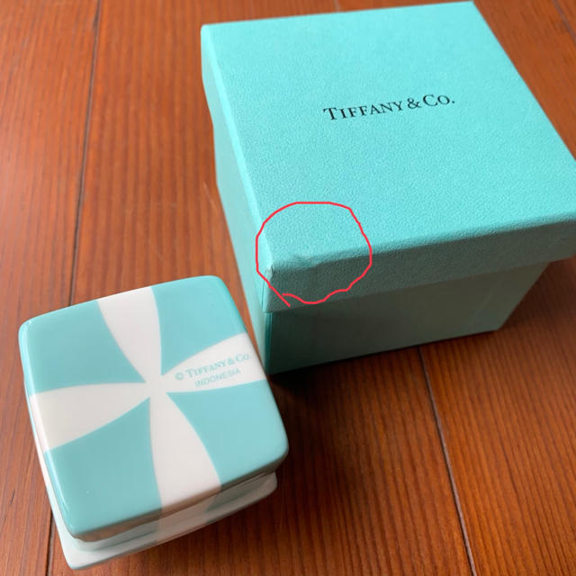 Tiffany & Co.(ティファニー)の◼️美品◼️Tiffany&Co. ミニーブルーボウボックス(陶器小物入れ) インテリア/住まい/日用品のインテリア小物(小物入れ)の商品写真