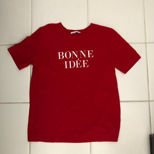 ZARA(ザラ)のzara Tシャツ レッド レディースのトップス(Tシャツ(半袖/袖なし))の商品写真