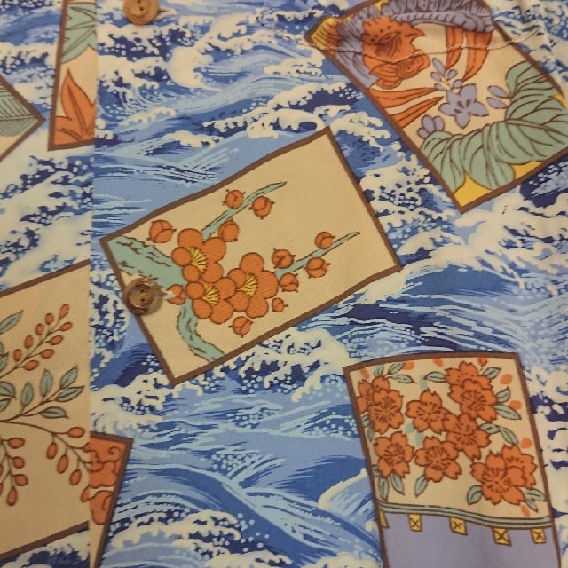 Sun Surf(サンサーフ)の新品 サンサーフ ハワイアンシャツ 花札 ss32169 メンズのトップス(シャツ)の商品写真