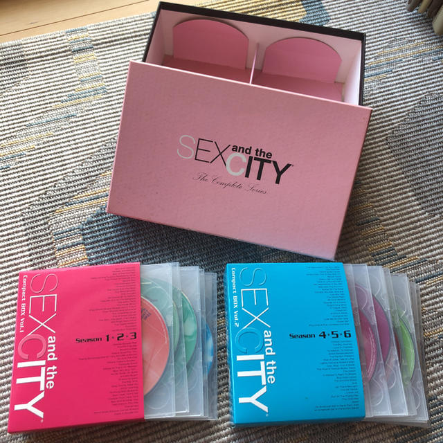 SEX and the CITY Shoebox:The Complete S…