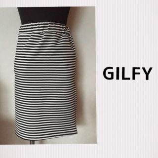 ギルフィー(GILFY)の美品！GILFY★ボーダータイトスカート(ミニスカート)