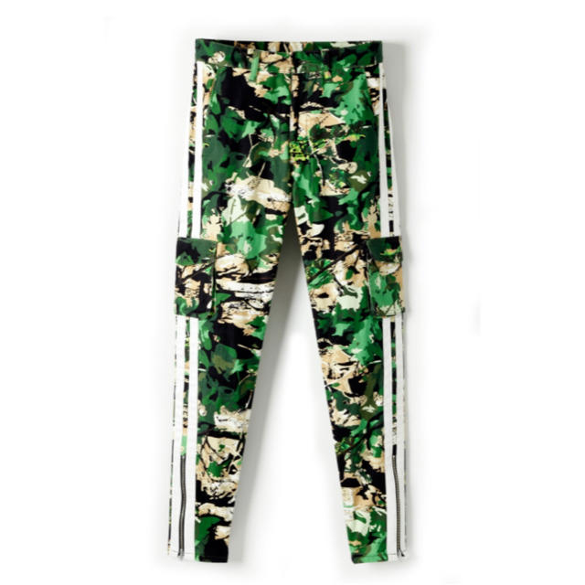 35%OFF】 Lサイズ TAKUYA∞着用become tree スリムカーゴパンツ 35%OFF】 Lサイズ TAKUYA∞着用become tree スリムカーゴパンツ