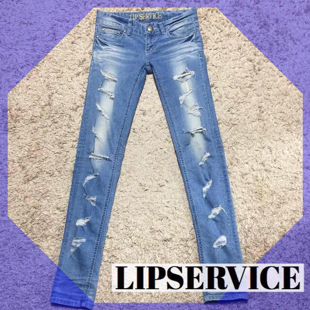 LIP SERVICE(リップサービス)のLIPSERVICE＊デニム レディースのパンツ(デニム/ジーンズ)の商品写真