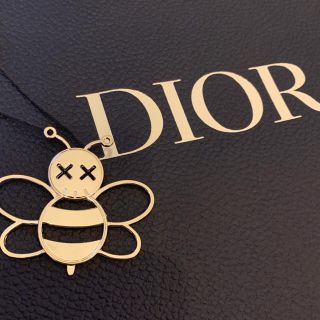 ディオールオム(DIOR HOMME)のDior 非売品 チャーム Kaws Bee (キーホルダー)