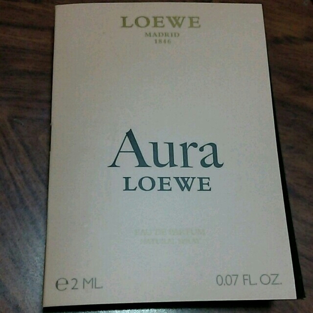 LOEWE(ロエベ)のロエベ アウラ 香水 試供品  コスメ/美容の香水(香水(女性用))の商品写真