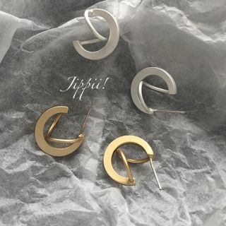 スローブイエナ(SLOBE IENA)のニュアンスダブルリングピアス♡Gold (ピアス)