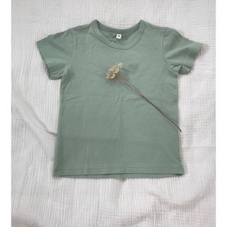 ムジルシリョウヒン(MUJI (無印良品))のくすみグリーン モスグリーン Tシャツ シンプルT 無地Tシャツ 無印 保育園着(Tシャツ/カットソー)