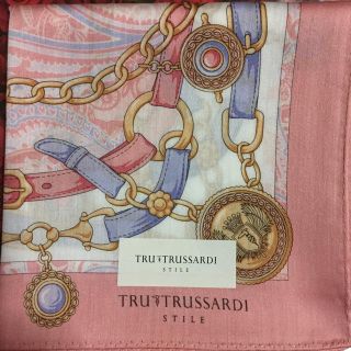 トラサルディ(Trussardi)のTRU TRUSSARDI STILE 大判プリントハンカチ(ハンカチ)