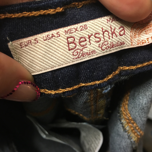 Bershka(ベルシュカ)のベルシュカハイウエストスキニーデニム レディースのパンツ(スキニーパンツ)の商品写真