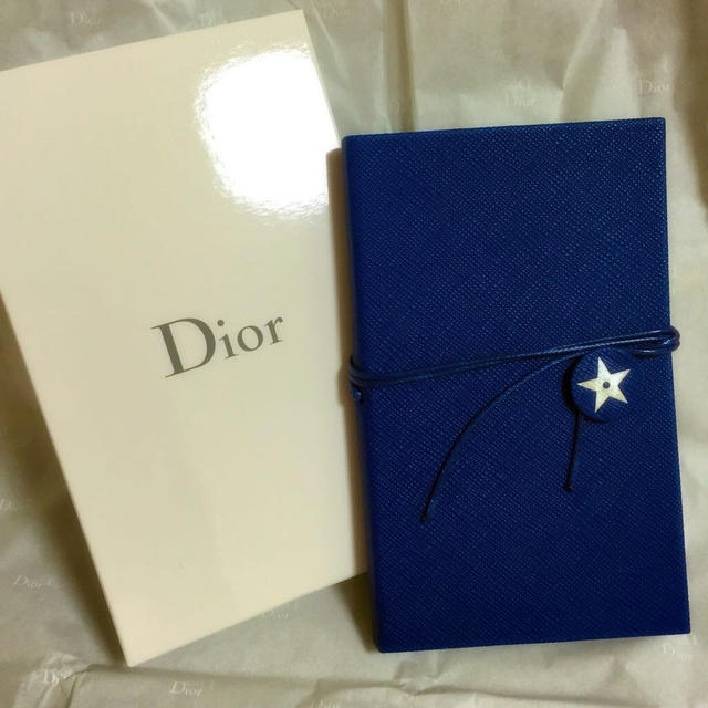 Dior(ディオール)のDior手帳新品(非売品) インテリア/住まい/日用品の日用品/生活雑貨/旅行(日用品/生活雑貨)の商品写真