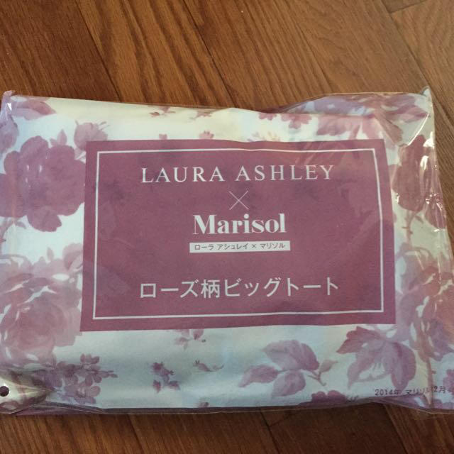 LAURA ASHLEY(ローラアシュレイ)のローラアシュレイ ローズ柄ビッグトート レディースのバッグ(トートバッグ)の商品写真