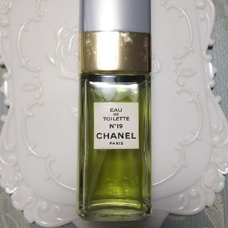 シャネル(CHANEL)のCHANEL シャネル No.19オードトワレ 100ミリ スプレー(化粧下地)