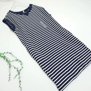 ユニクロ(UNIQLO)のユニクロ *新品 ボーダーカットソーワンピース *(ひざ丈ワンピース)