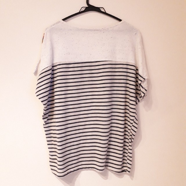 オシャレウォーカー スカーフプリントTシャツ レディースのトップス(Tシャツ(半袖/袖なし))の商品写真