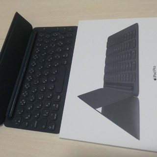 アイパッド(iPad)のsmart keyboard(iPadケース)