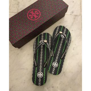 トリーバーチ(Tory Burch)の【新品】TORY BURCH ビーチサンダル(ビーチサンダル)