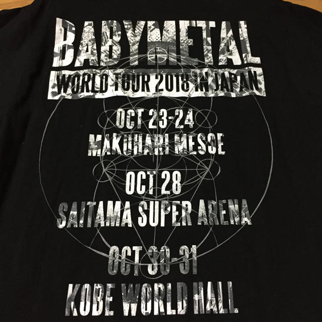 BABYMETAL(ベビーメタル)の値下げ BABYMETAL Tシャツ エンタメ/ホビーのタレントグッズ(ミュージシャン)の商品写真