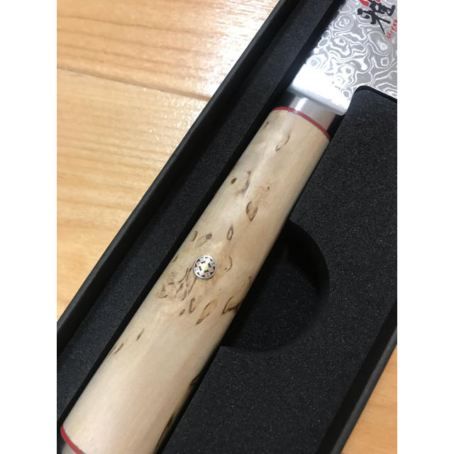 Zwilling J.A. Henckels(ツヴィリングジェイエーヘンケルス)の【新品未使用】雅 MIYABI 5000MCD 包丁 牛刀 刃渡り24cm インテリア/住まい/日用品のキッチン/食器(調理道具/製菓道具)の商品写真