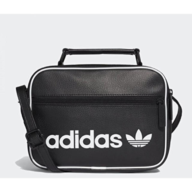 adidas - アディダス ☆ ショルダーバッグ 新品の通販 by rico 's shop ...