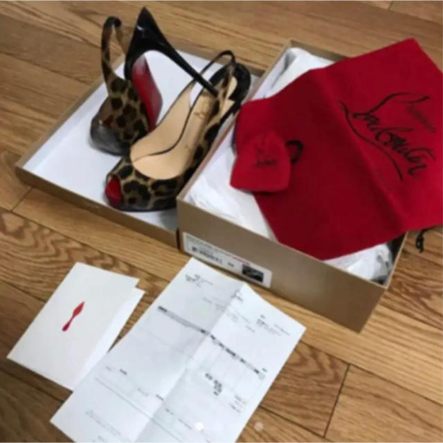 Christian Louboutin(クリスチャンルブタン)のrchan様 レディースの靴/シューズ(ハイヒール/パンプス)の商品写真