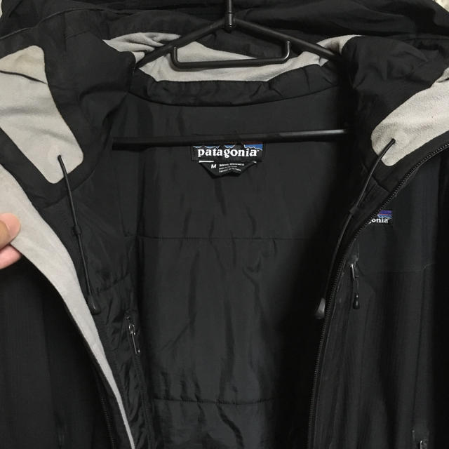 patagonia(パタゴニア)のパタゴニア マウンテンパーカー プリマロフト  中綿入り メンズのジャケット/アウター(マウンテンパーカー)の商品写真