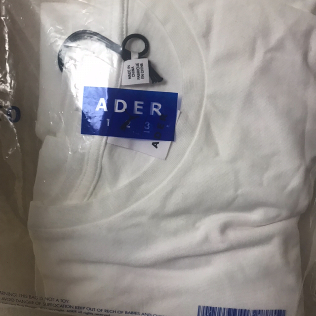 ader error tシャツ