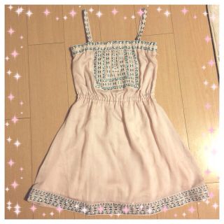 リッチ(rich)のお値下げ✩rich♡刺繍ワンピ(ミニワンピース)