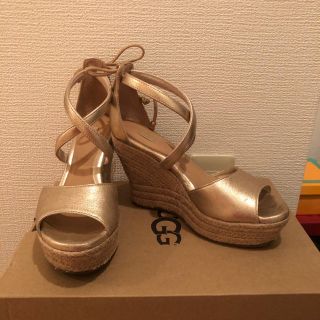 アグ(UGG)のUGG 超美品！！ハイヒールサンダル 6割引以下！(サンダル)