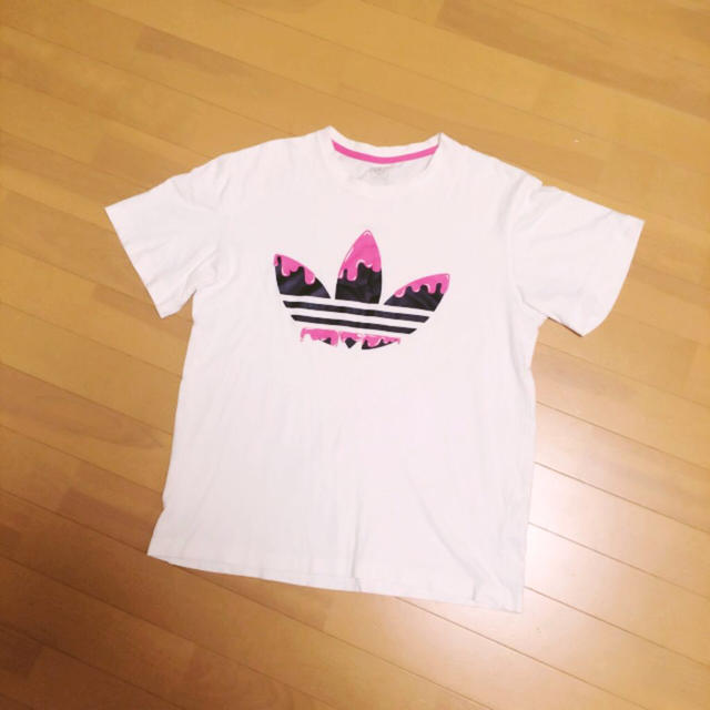 adidas(アディダス)のadidas T レディースのトップス(Tシャツ(半袖/袖なし))の商品写真