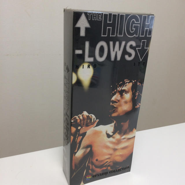 ↑ハイロウズ ↓甲本ヒロトのフィギュア メディコムトイ未開封 HIGH-LOWS