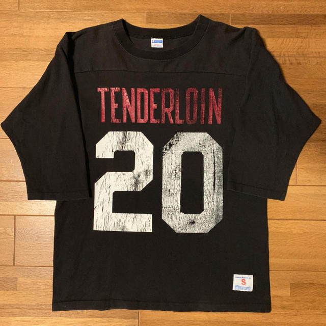 TENDERLOIN(テンダーロイン)のTENDERLOINロンT 黒S メンズのトップス(Tシャツ/カットソー(七分/長袖))の商品写真