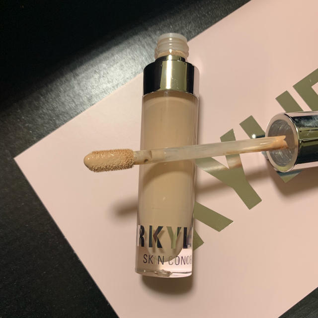 Kylie Cosmetics(カイリーコスメティックス)のKYLIE COSMETICS コンシーラー コスメ/美容のベースメイク/化粧品(コンシーラー)の商品写真