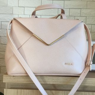 フルラ(Furla)のレター型ハンドバック(ハンドバッグ)