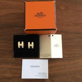 エルメス(Hermes)のHERMES♡Hモチーフピアス♡ゴールド×ホワイト(ピアス)