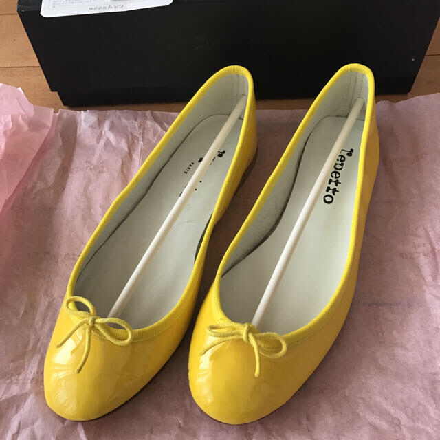 repetto(レペット)の専用　レペット イエロー 37 レディースの靴/シューズ(バレエシューズ)の商品写真