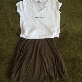 ブージュルード(Bou Jeloud)のカーキ skirt(ひざ丈スカート)