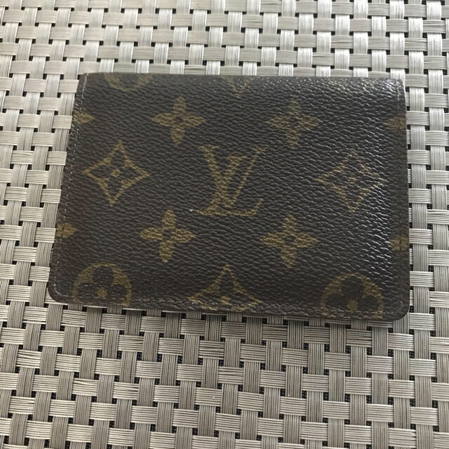 LOUIS VUITTON(ルイヴィトン)のルイヴィトンパスケース   正規品お値下げ レディースのファッション小物(名刺入れ/定期入れ)の商品写真